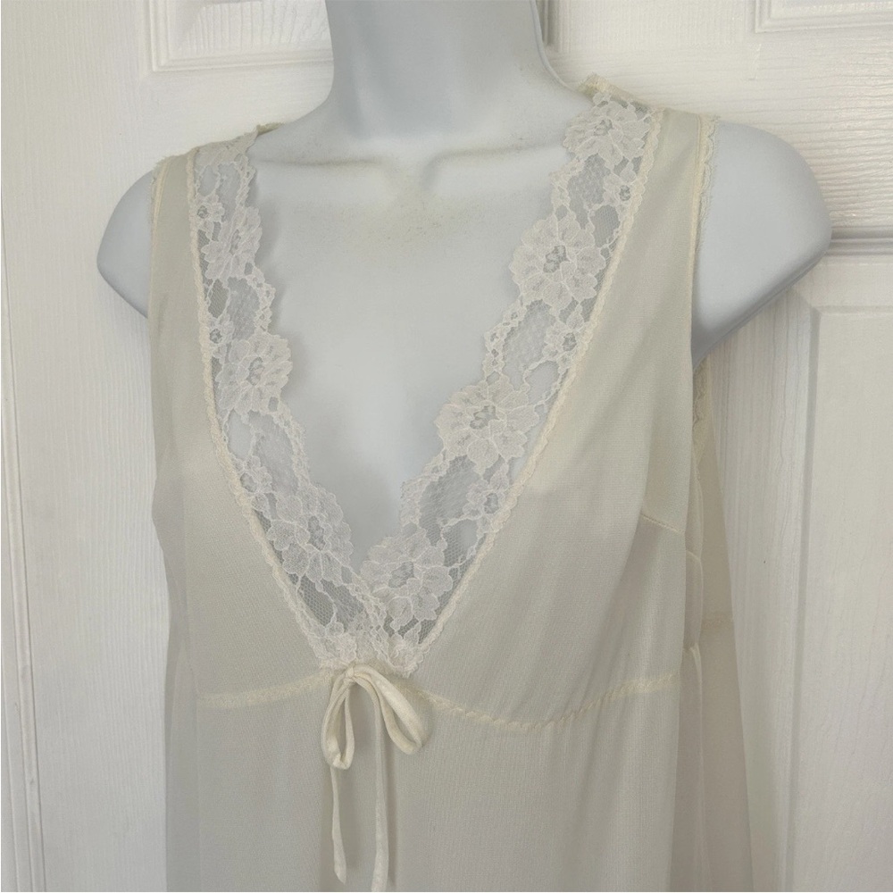 Nightgown Slip Dress Small 52” Ivory Bridal Lace Peignoir Nylon Lingerie